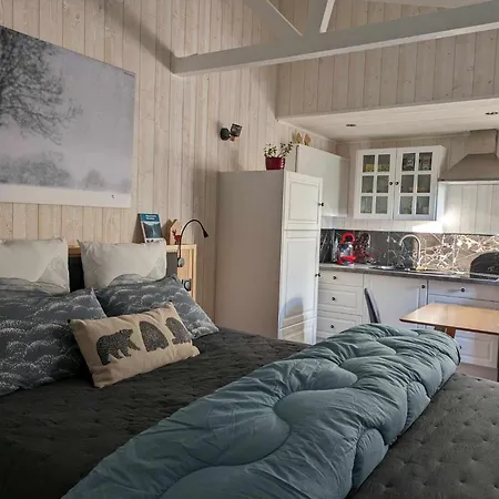 Oda ve Kahvaltı Manoir Le Refuge 4*