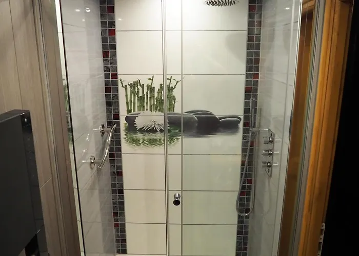 Manoir Le Refuge Oda ve Kahvaltı 4*